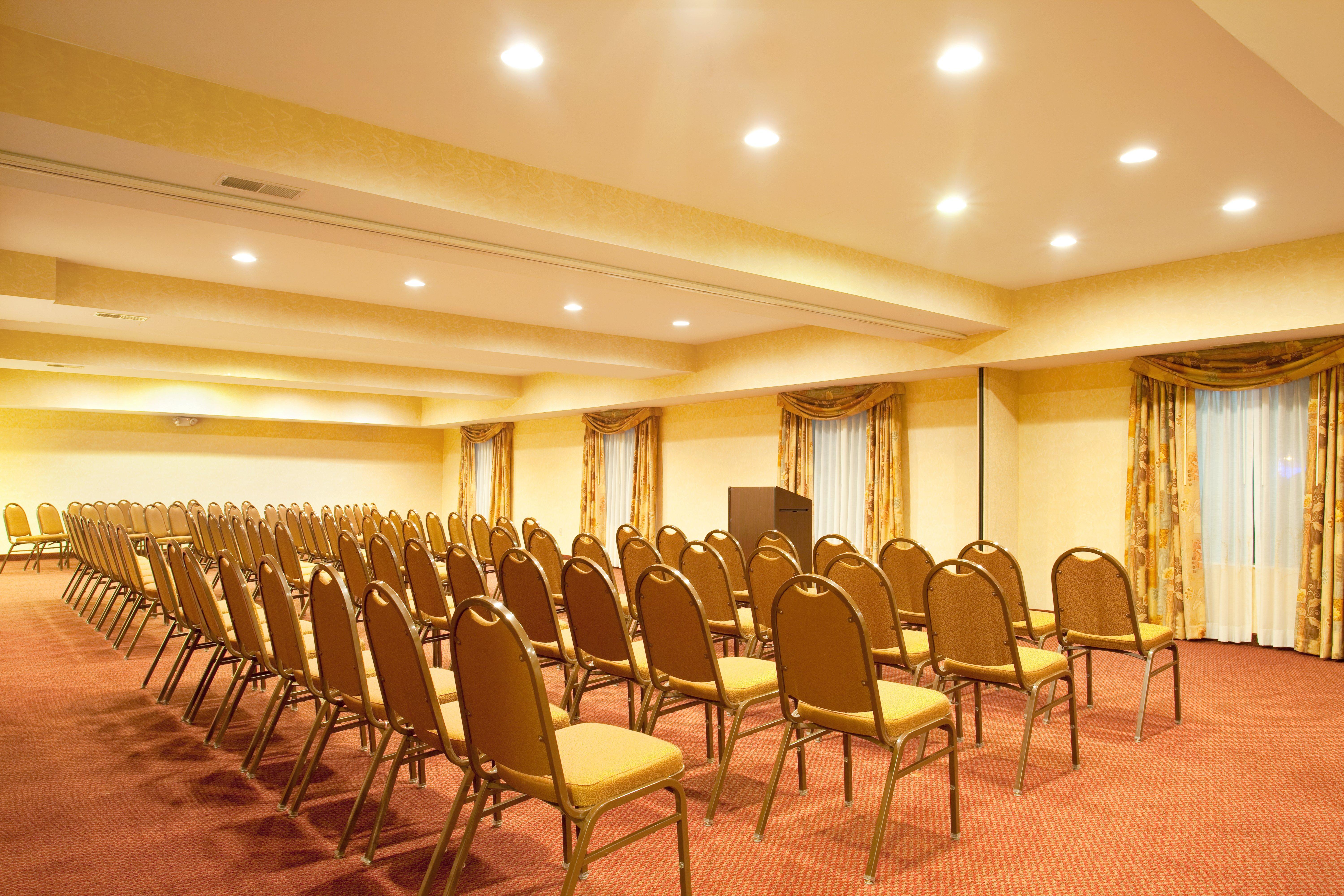 Best Western Plus Bourbonnais Hotel & Suites Εξωτερικό φωτογραφία