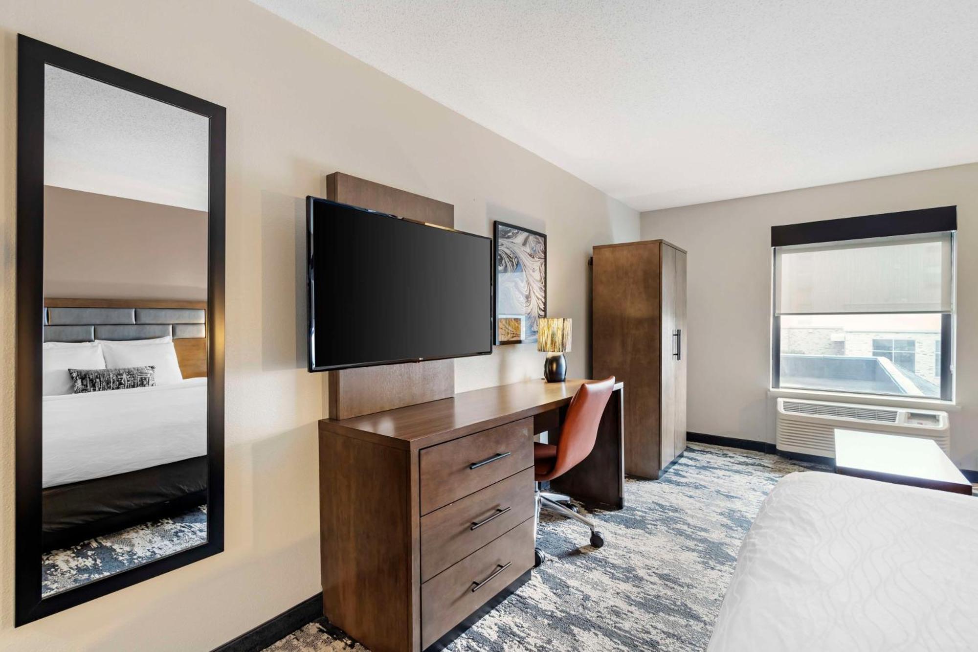 Best Western Plus Bourbonnais Hotel & Suites Εξωτερικό φωτογραφία