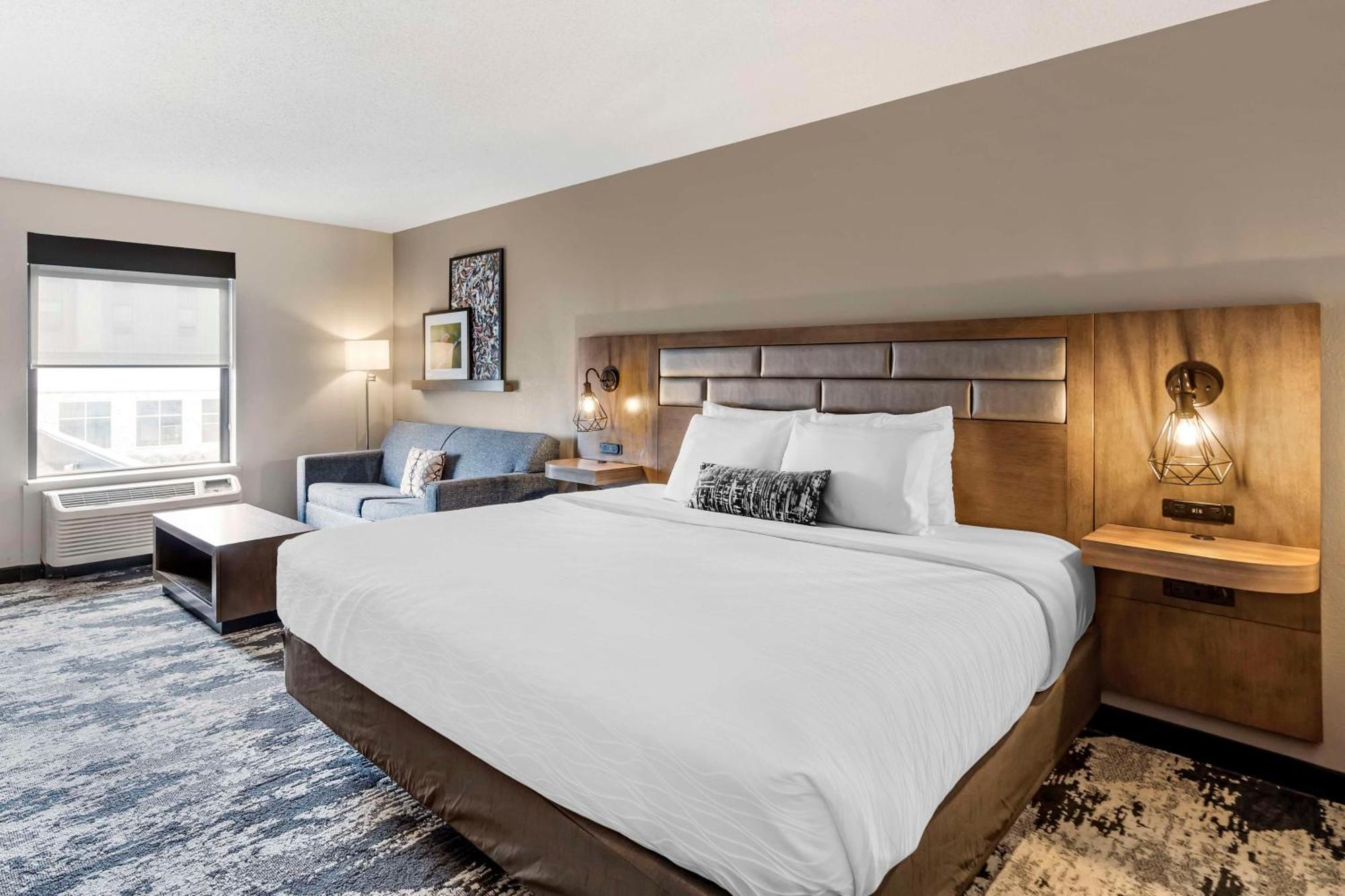 Best Western Plus Bourbonnais Hotel & Suites Εξωτερικό φωτογραφία