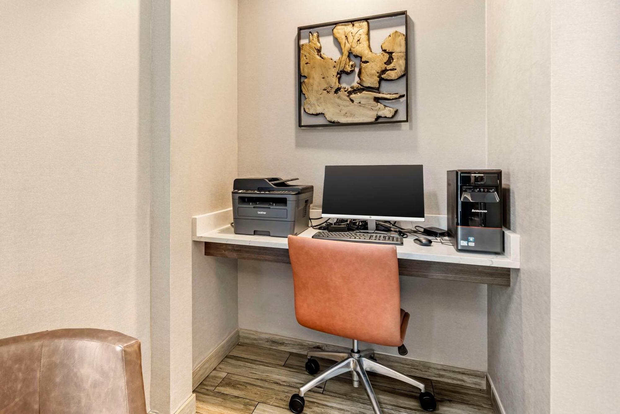 Best Western Plus Bourbonnais Hotel & Suites Εξωτερικό φωτογραφία