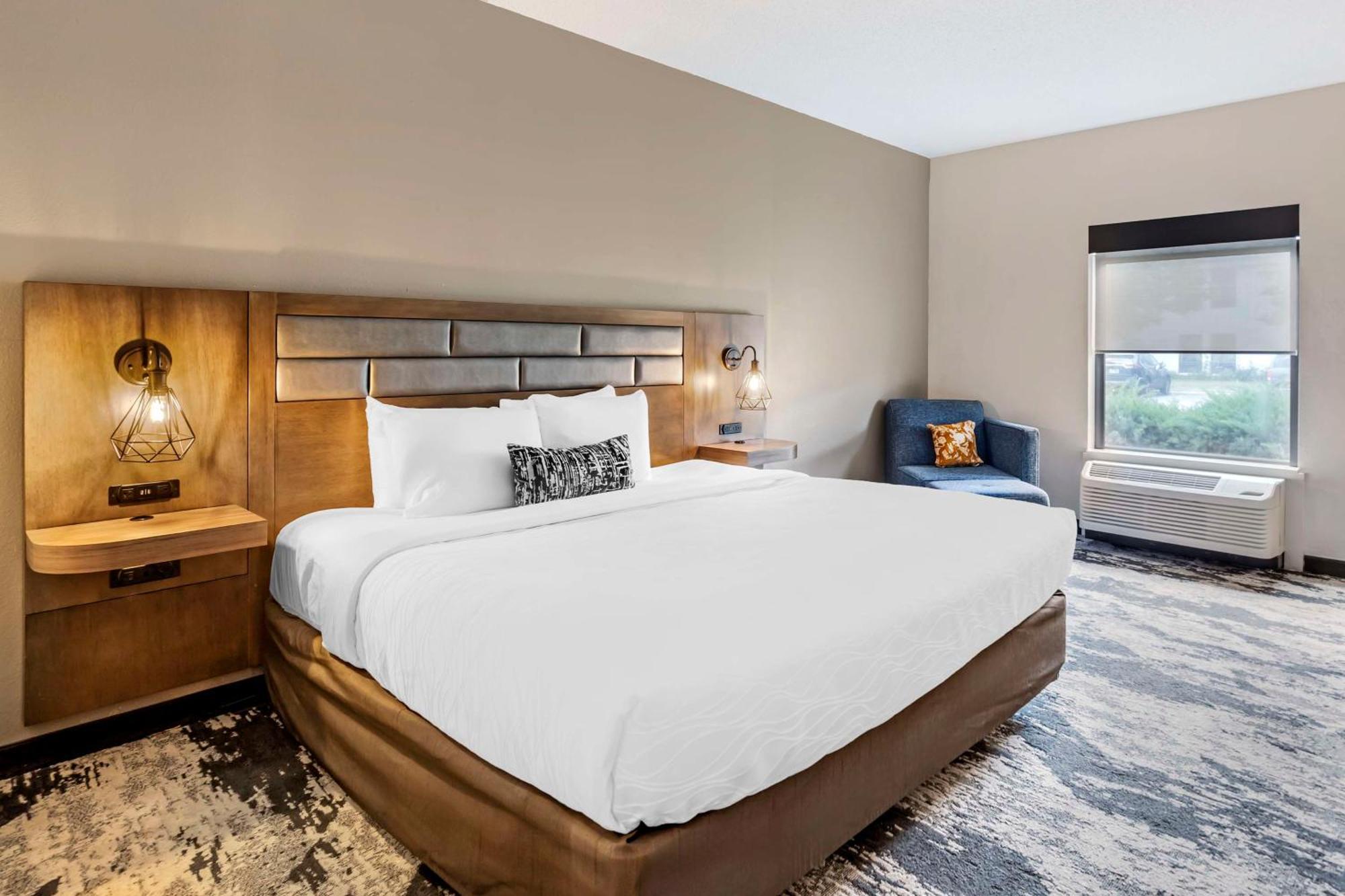 Best Western Plus Bourbonnais Hotel & Suites Εξωτερικό φωτογραφία