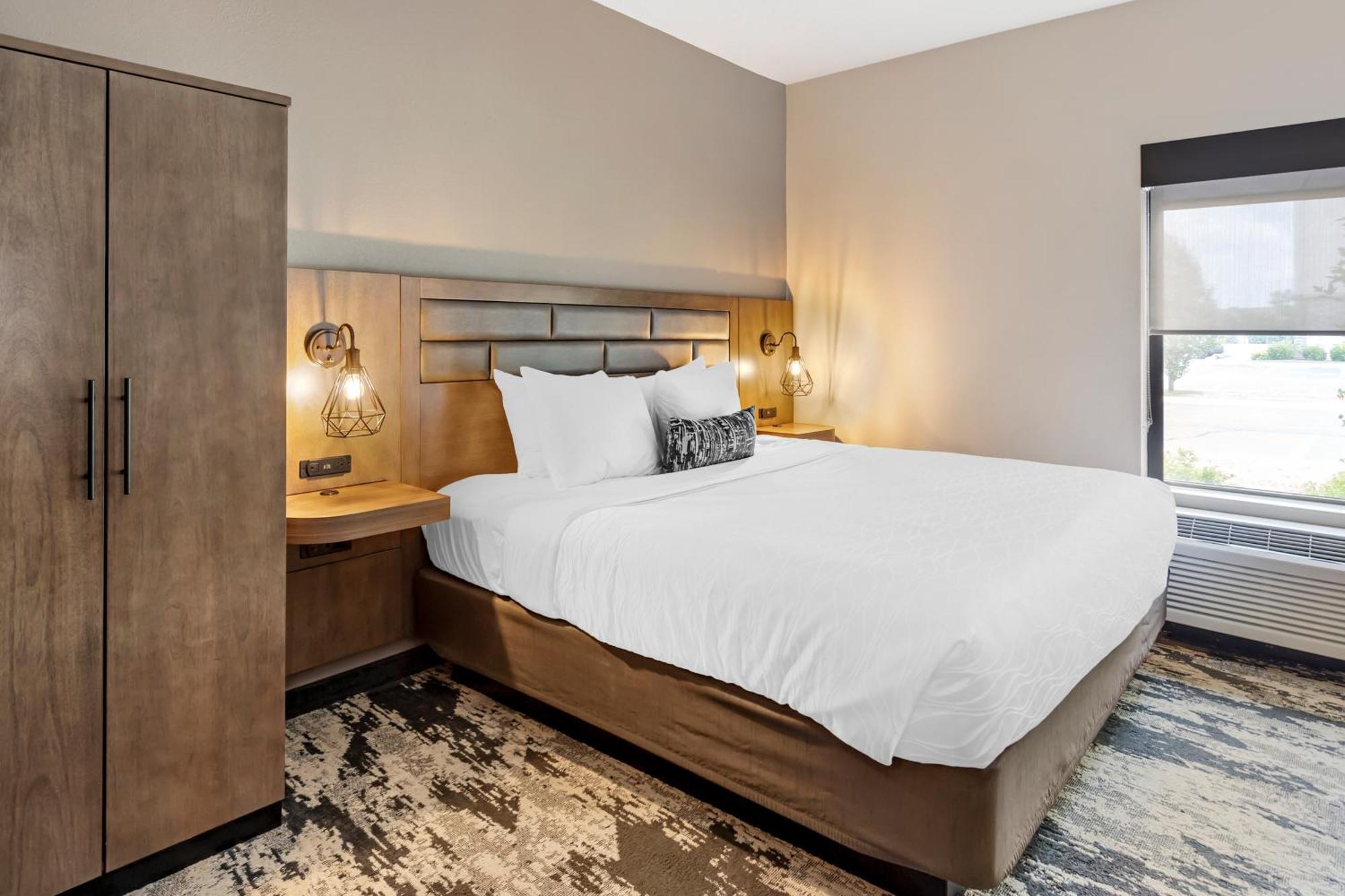 Best Western Plus Bourbonnais Hotel & Suites Εξωτερικό φωτογραφία